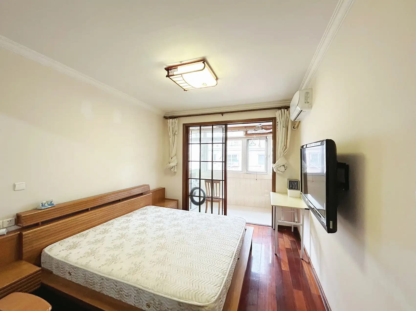 Zhongshan Park, Lane 1488 Changning Road, 1bd