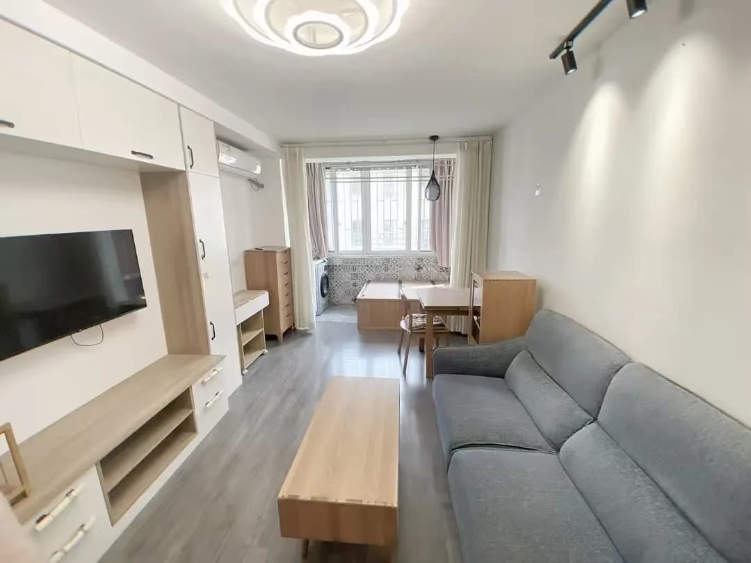 Loushanguan Road, Xinguang Community, 1bd