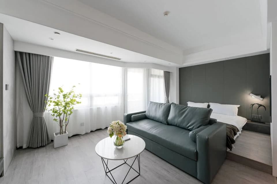 Loushanguan Road, Shanghai Hongqiao Grand Mercure Hotel, 1bd