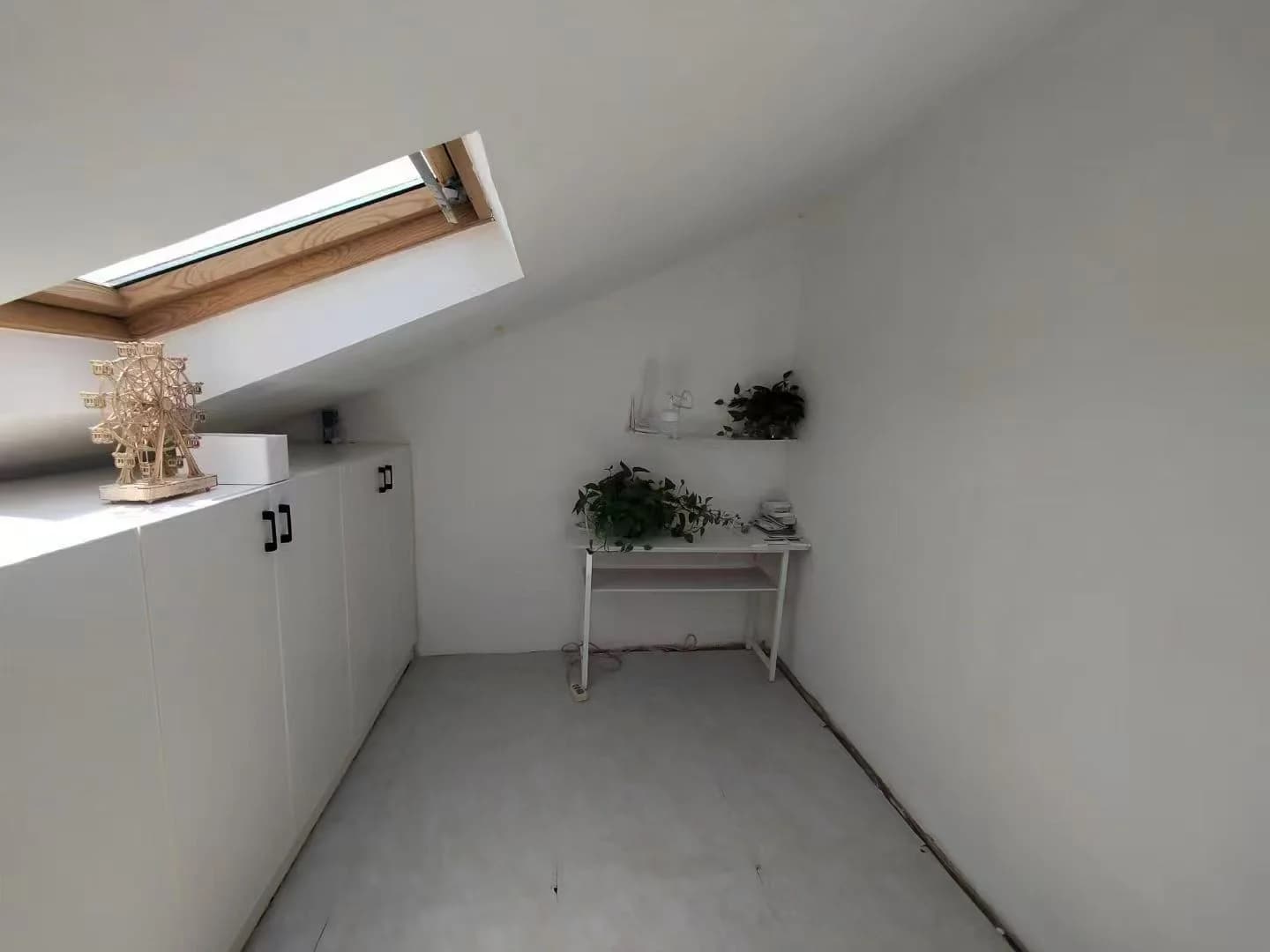 Loushanguan Road, Tianshan Wucun, 1bd