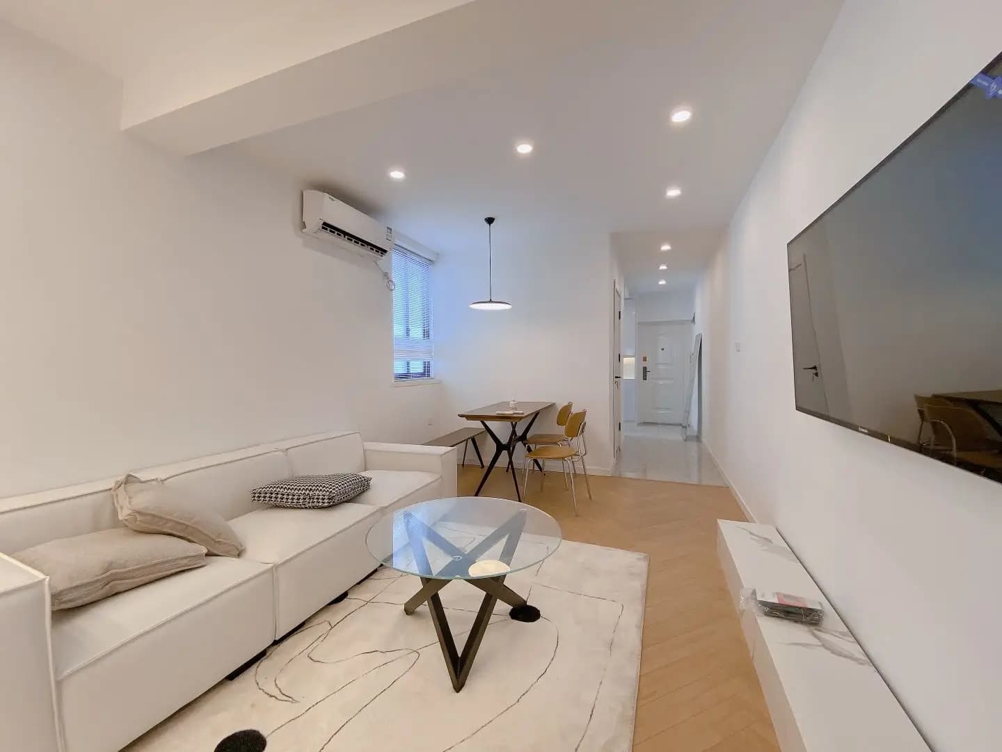 Zhongshan Park Station, Huaxin Residential Area, 1bd