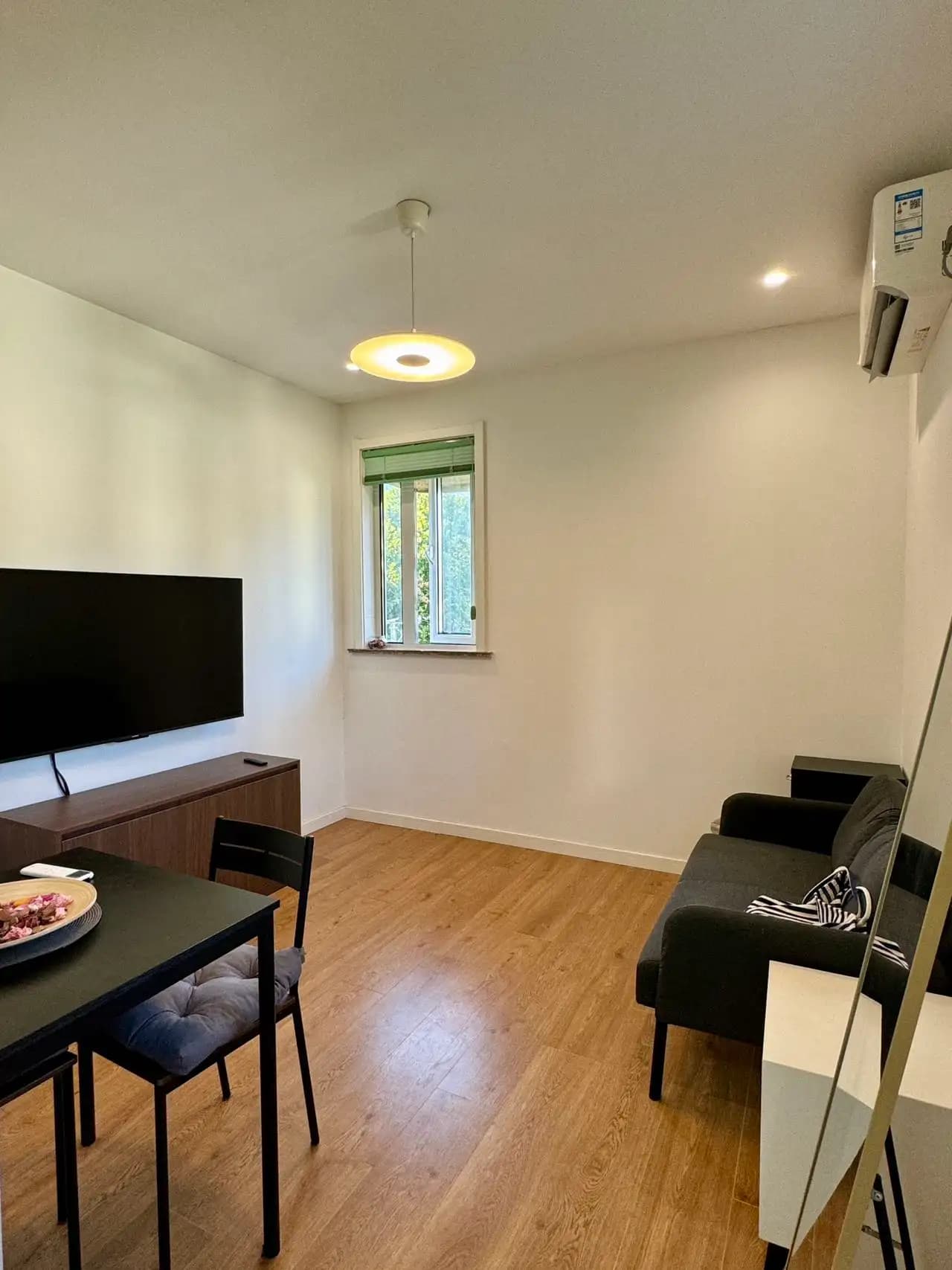 Changshulu Station, No. 11 Huating Road, 1bd