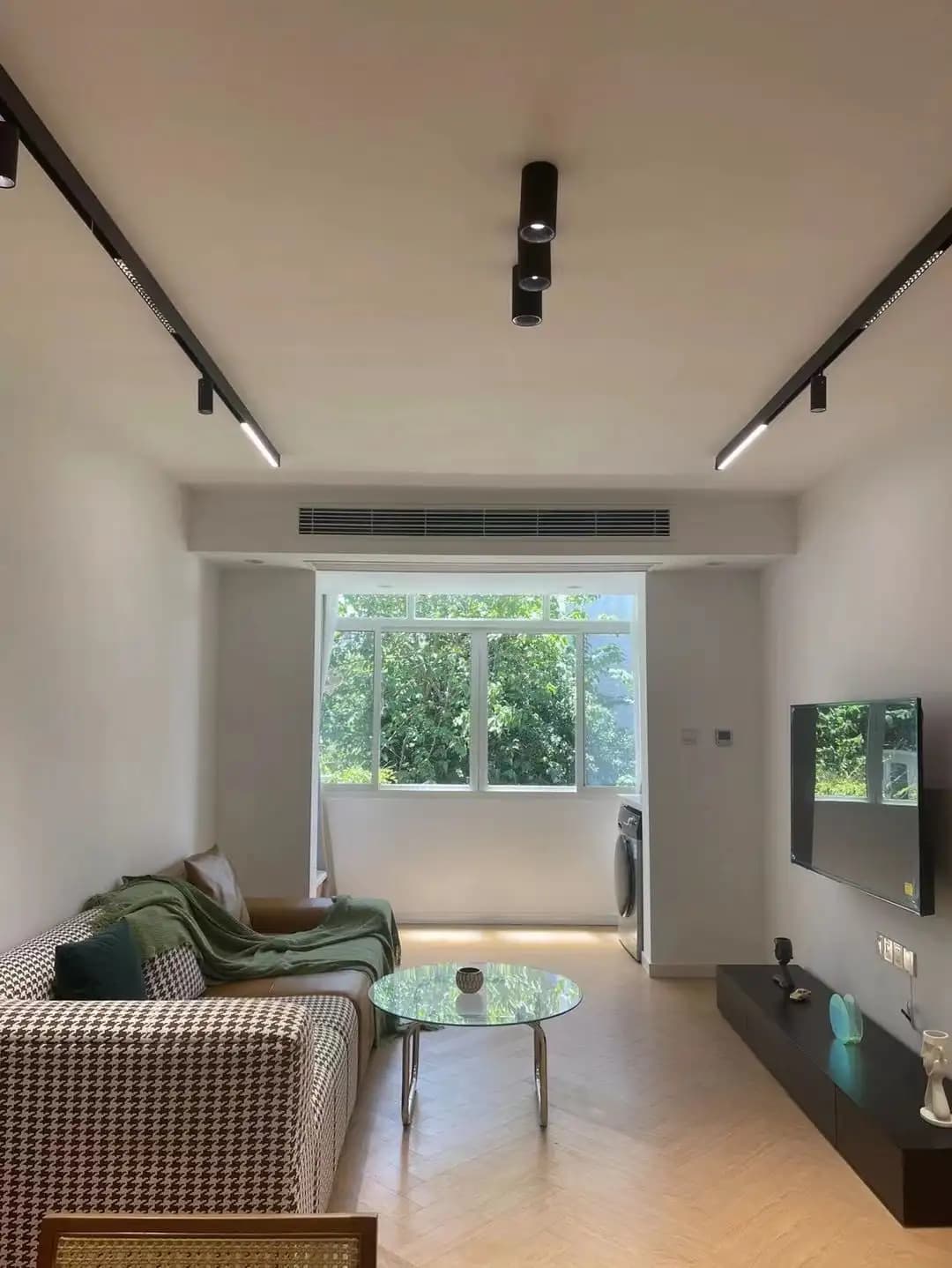 Changshulu Station, Changle Road 1121 Lane, 1bd
