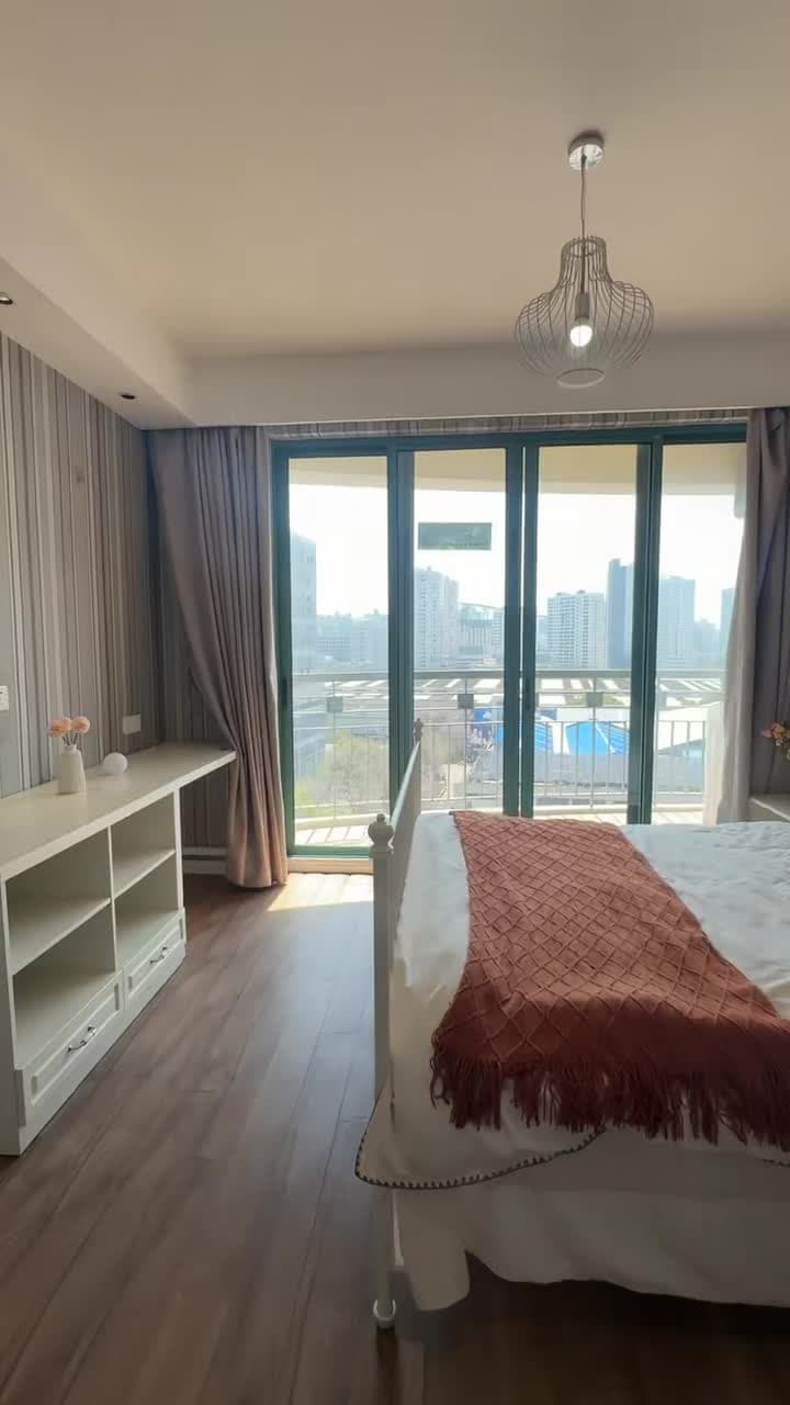 차오바오루역, 미래역, 원룸