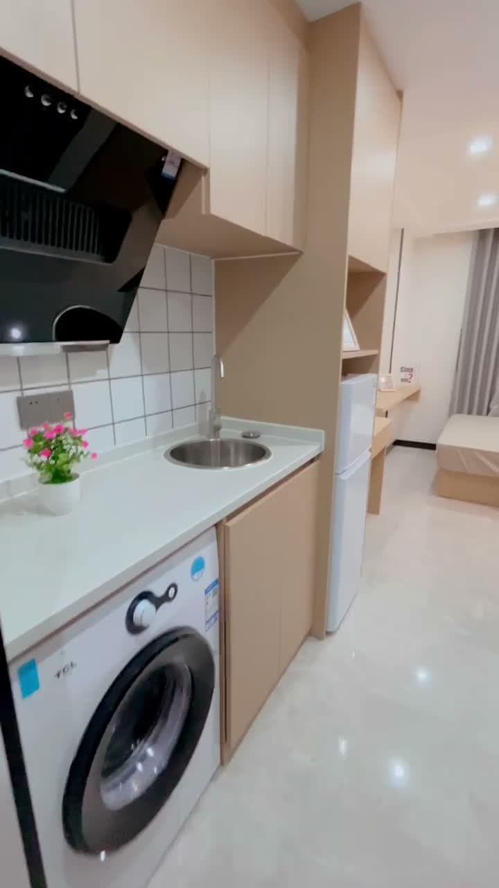 Zhumei Road Station, Wanjin Apartment Luojin Road Branch, 1bd