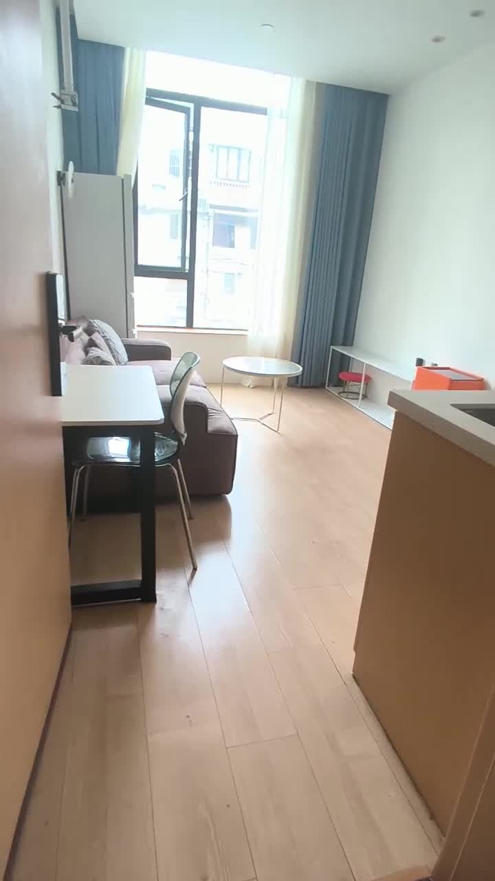 루자빈루역, 신핀주, 원룸