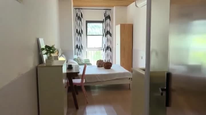 Panguang Road Station, Youjia Apartment Baoshan Longfor Paradise Walk Branch, 1bd