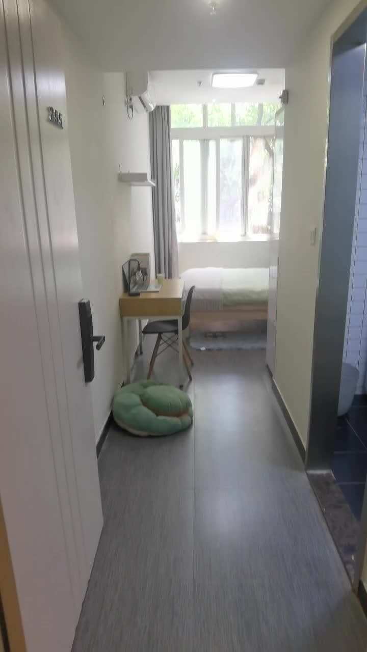 Longchang Road Station, Qingguo Apartment Shanghai Longchang Road Metro Station Branch, 1bd