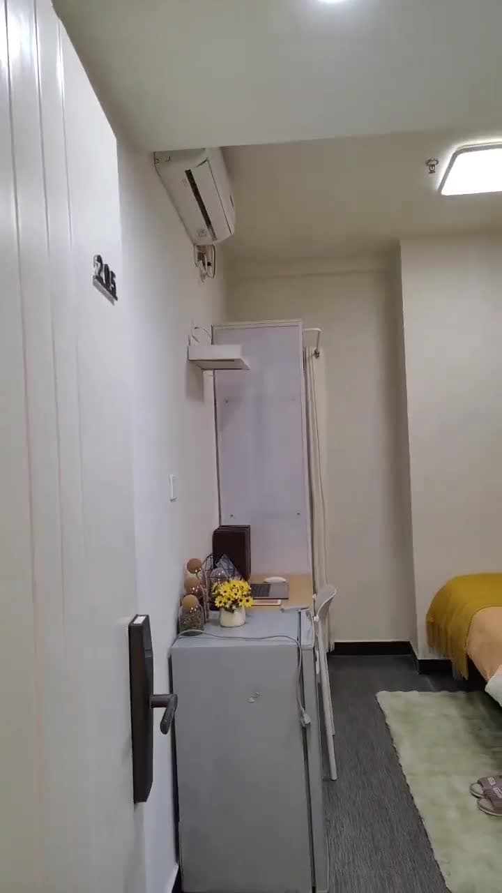 룽창루역, 칭궈아파트 상하이 룽창루 지하철역점, 원룸