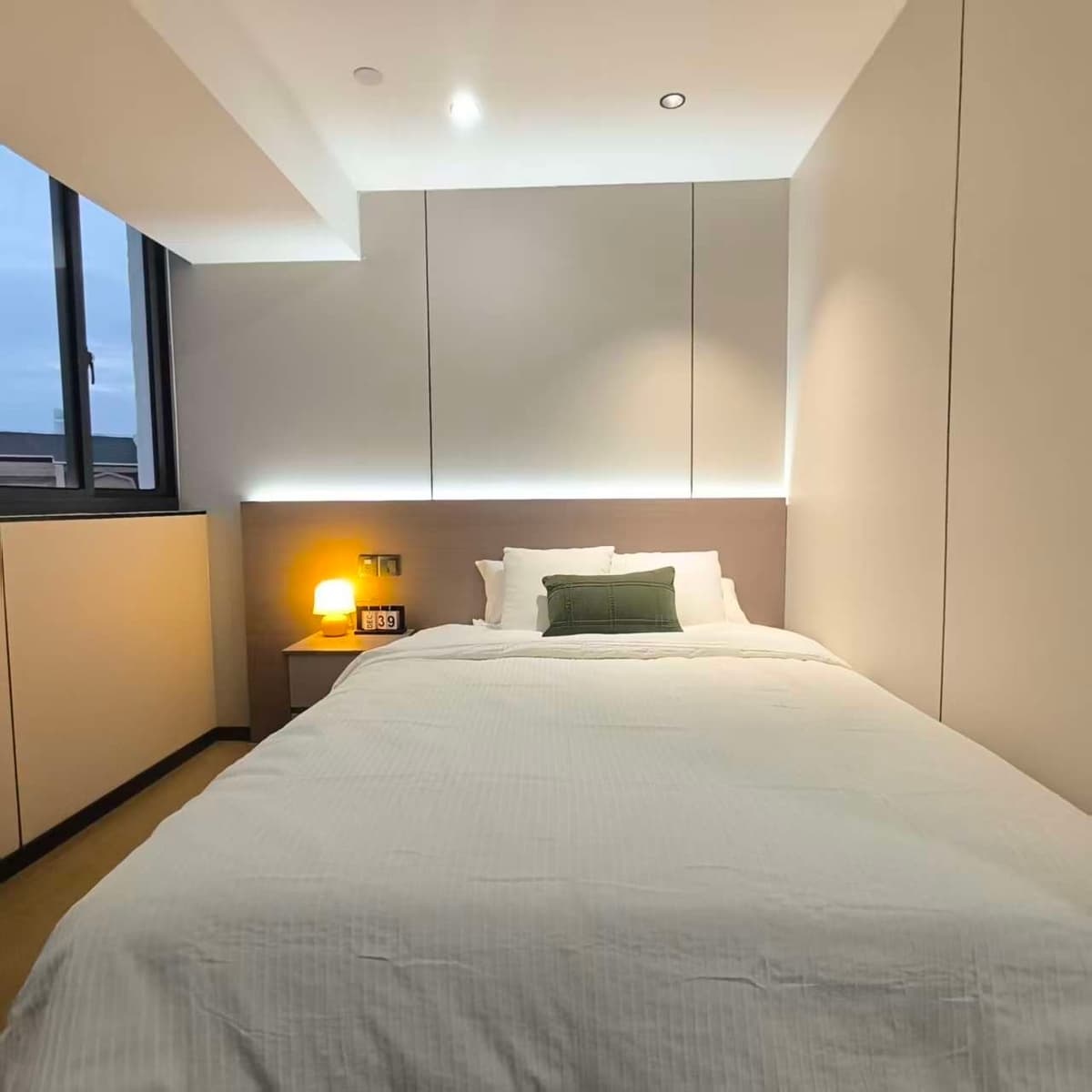 Yanggao South Road Station, Baiju Yi - Yanggao South Road Branch, 1bd