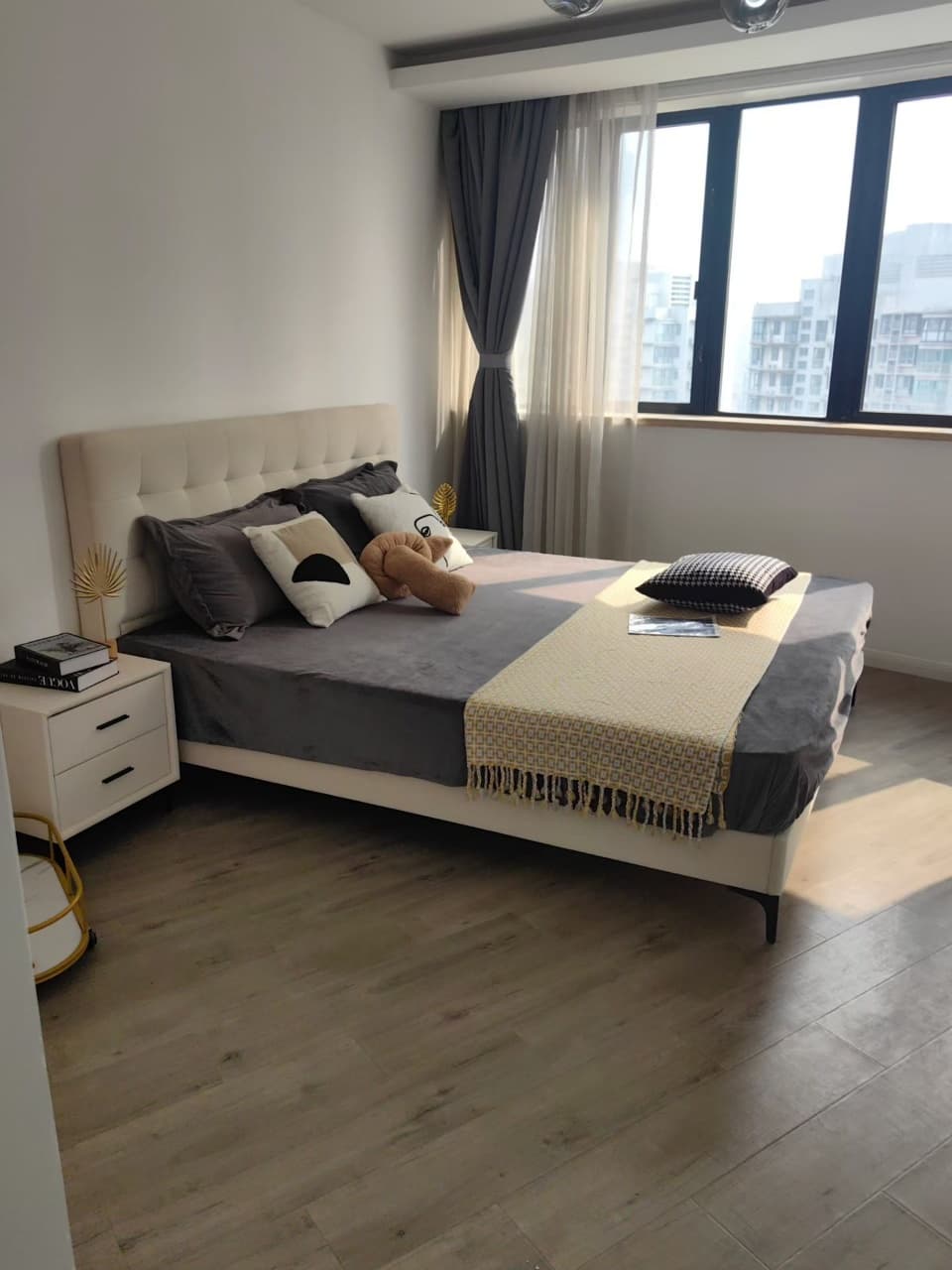 Zhongshan Park Station, Zhongshan Xuelin Yuan, 2bds