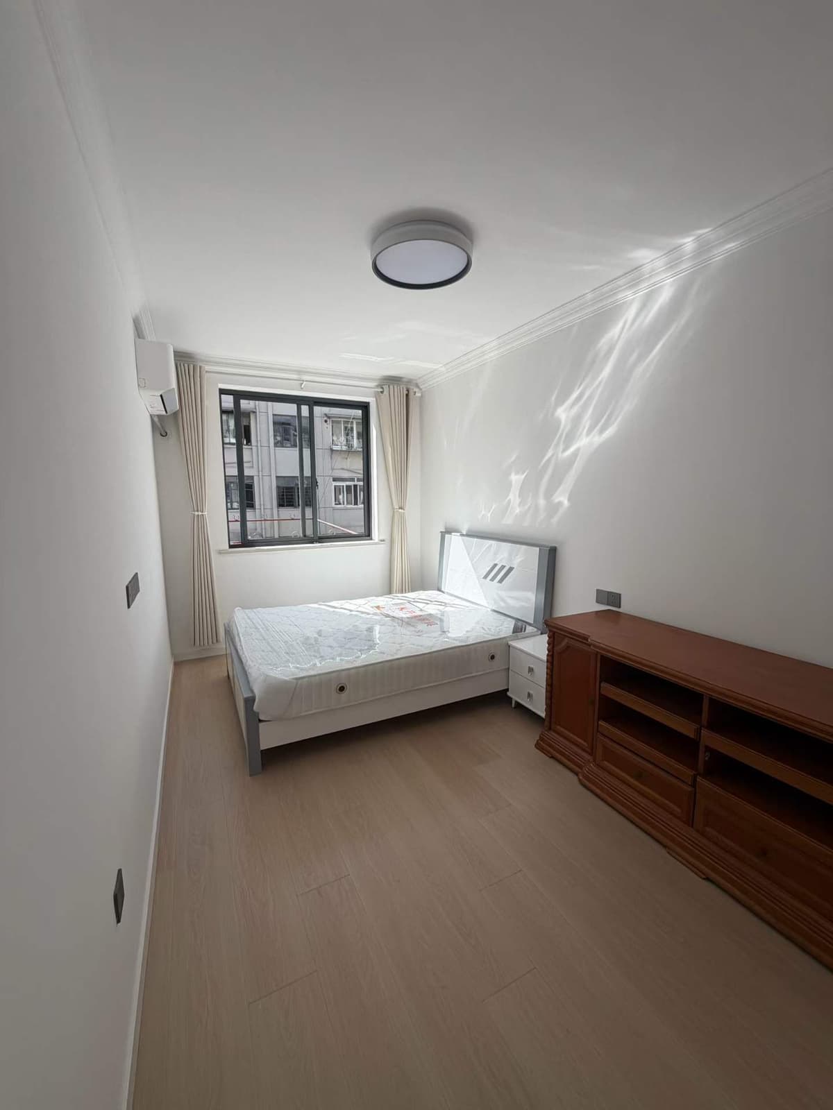 Zhenping Road Station, Xinyi New Village, 2bds