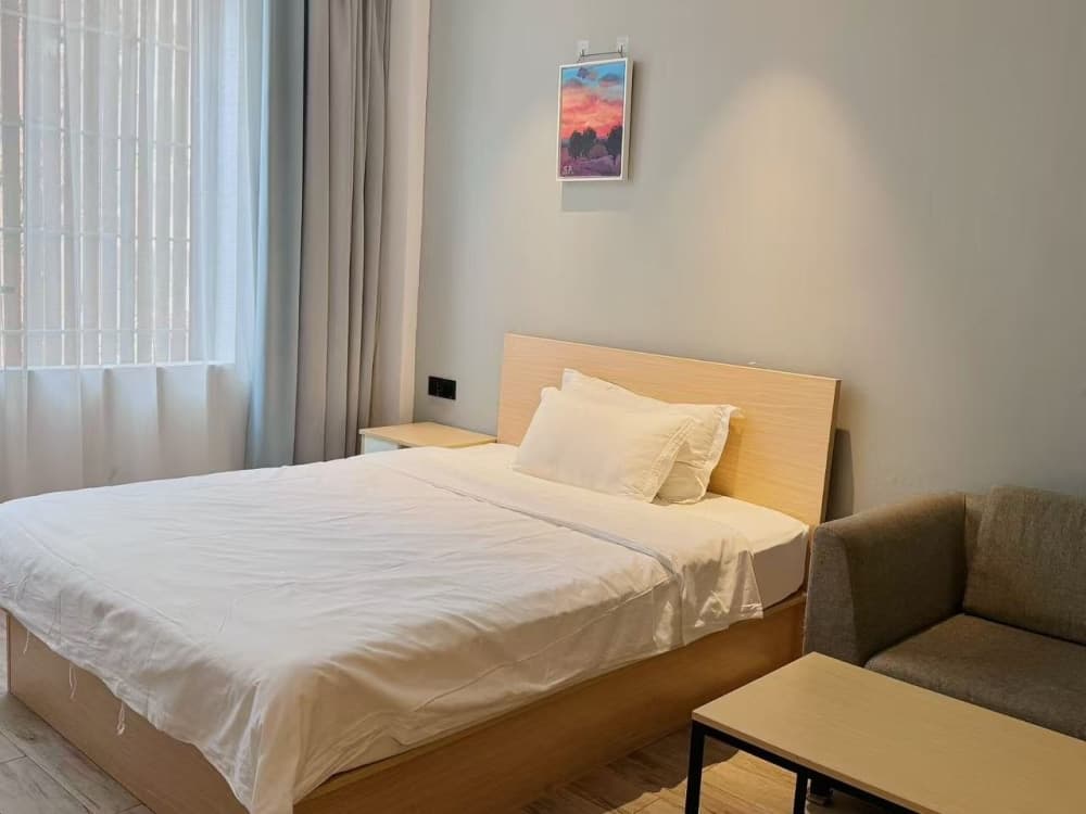 Hongmei Road Station, Rongju Hotel Apartment Donglan Road Branch, 1bd