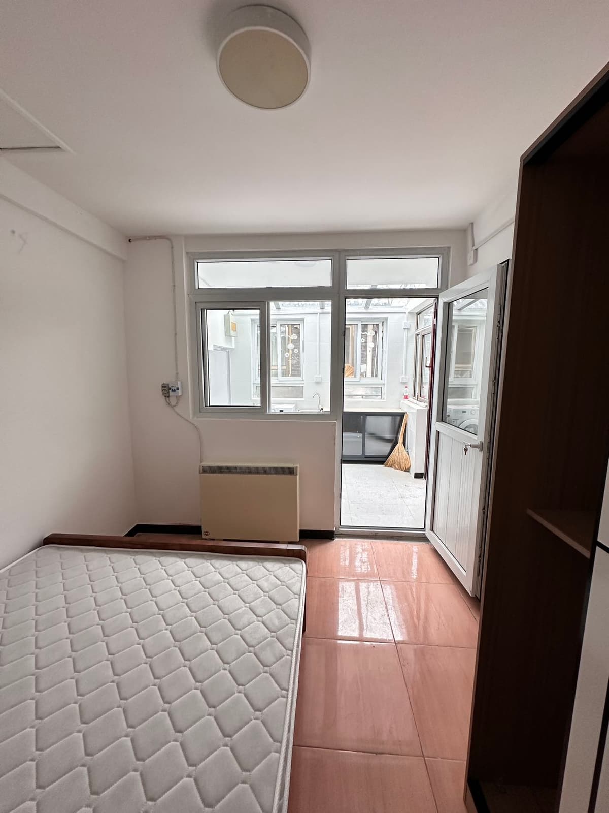 North Beihai Station, Shangqin Hutong, 1bd