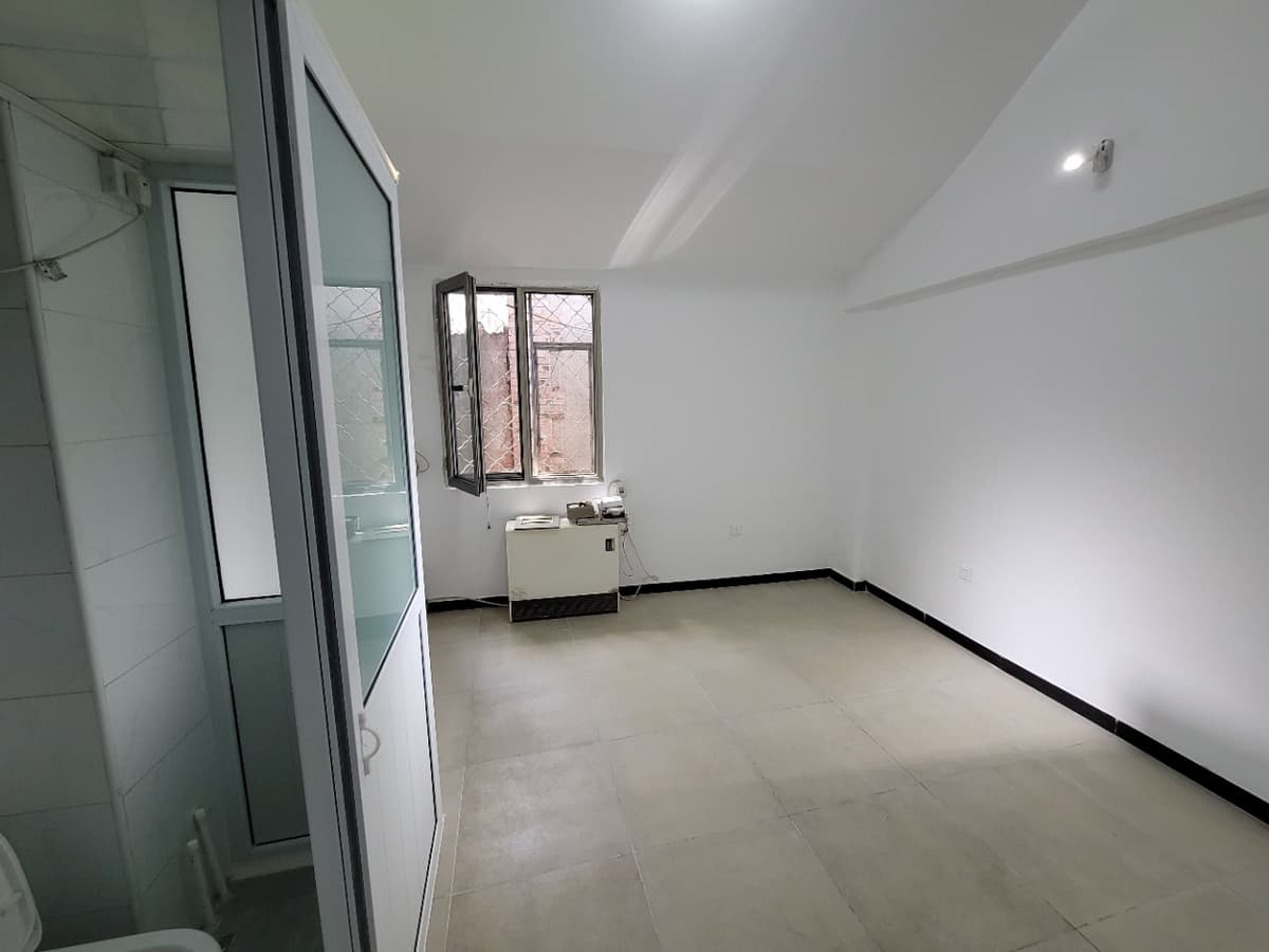 Shichahai Station, Sanbulao Hutong, 2bds