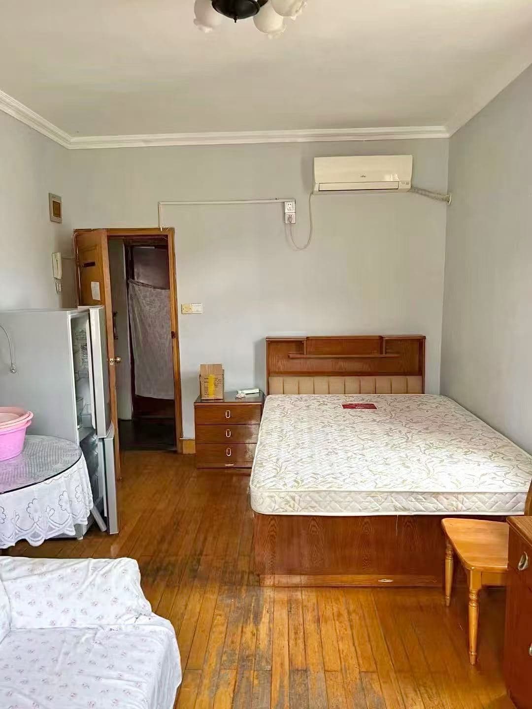 Loushanguan Road Station, Tianshan Fourth Village, 1bd