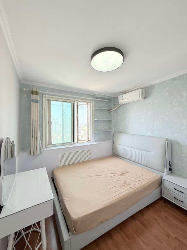 Shifoying Station, Riyue Donghua, Share house