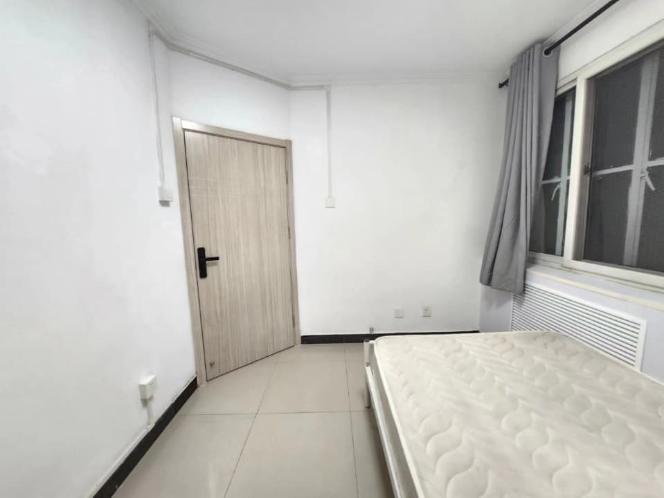 Shifoying Station, Shifoying East Lane, Share house