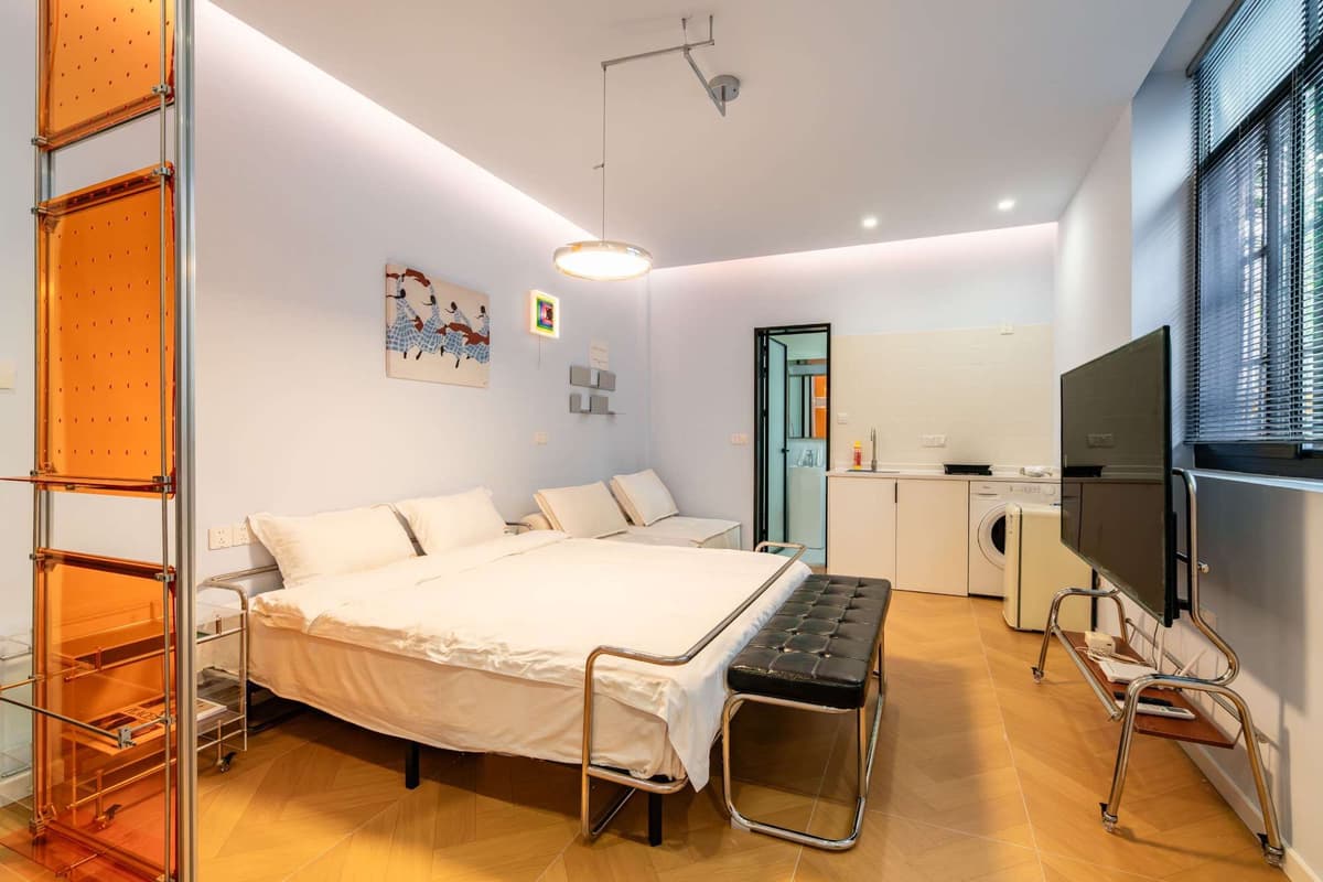 South Shaanxi Road, Lane 169 Changle Road, 1bd