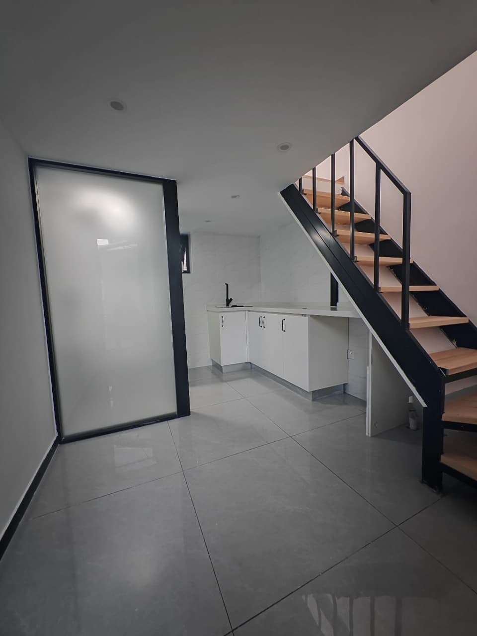 Xisi Station, No. 24 Yidali Hutong,1bd