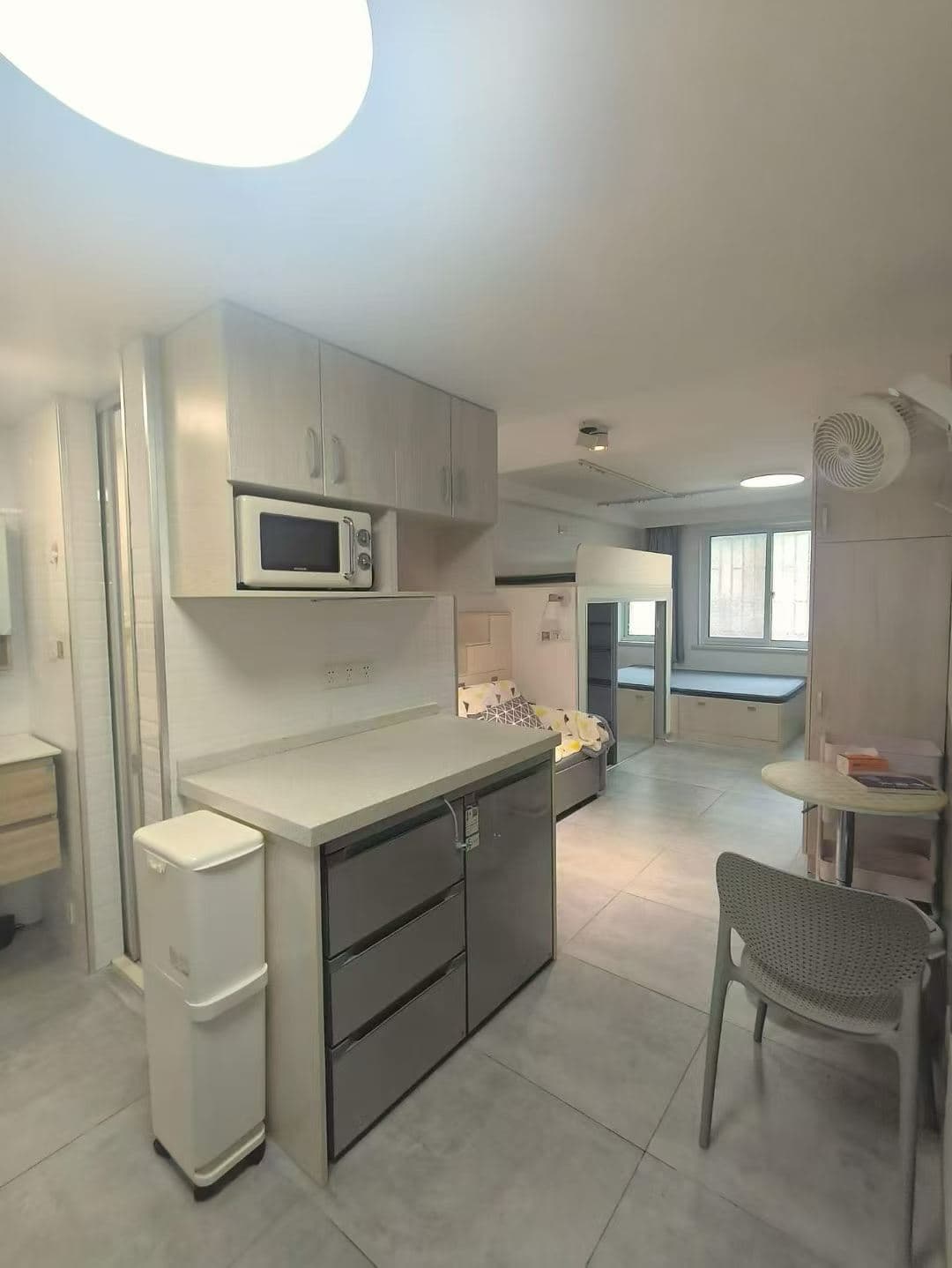 Zhongshan North Road Station, 1br