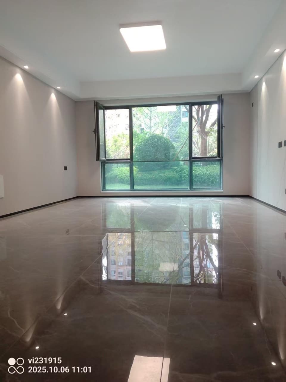 Taiyanggong, Zhongjian Jiuhe Mansion, 4bds