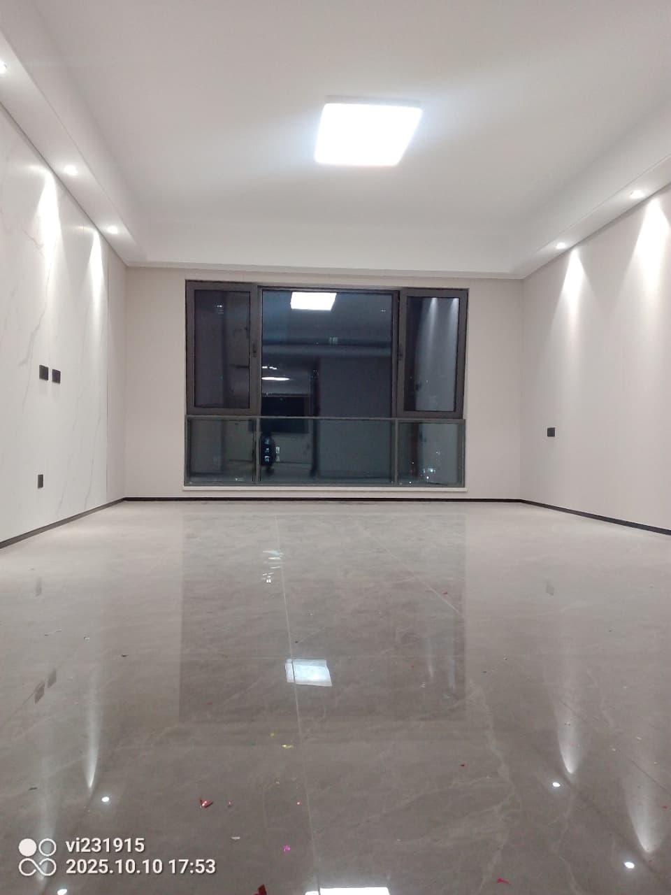 Taiyanggong, Zhongjian Jiuhe Fu, 4bds