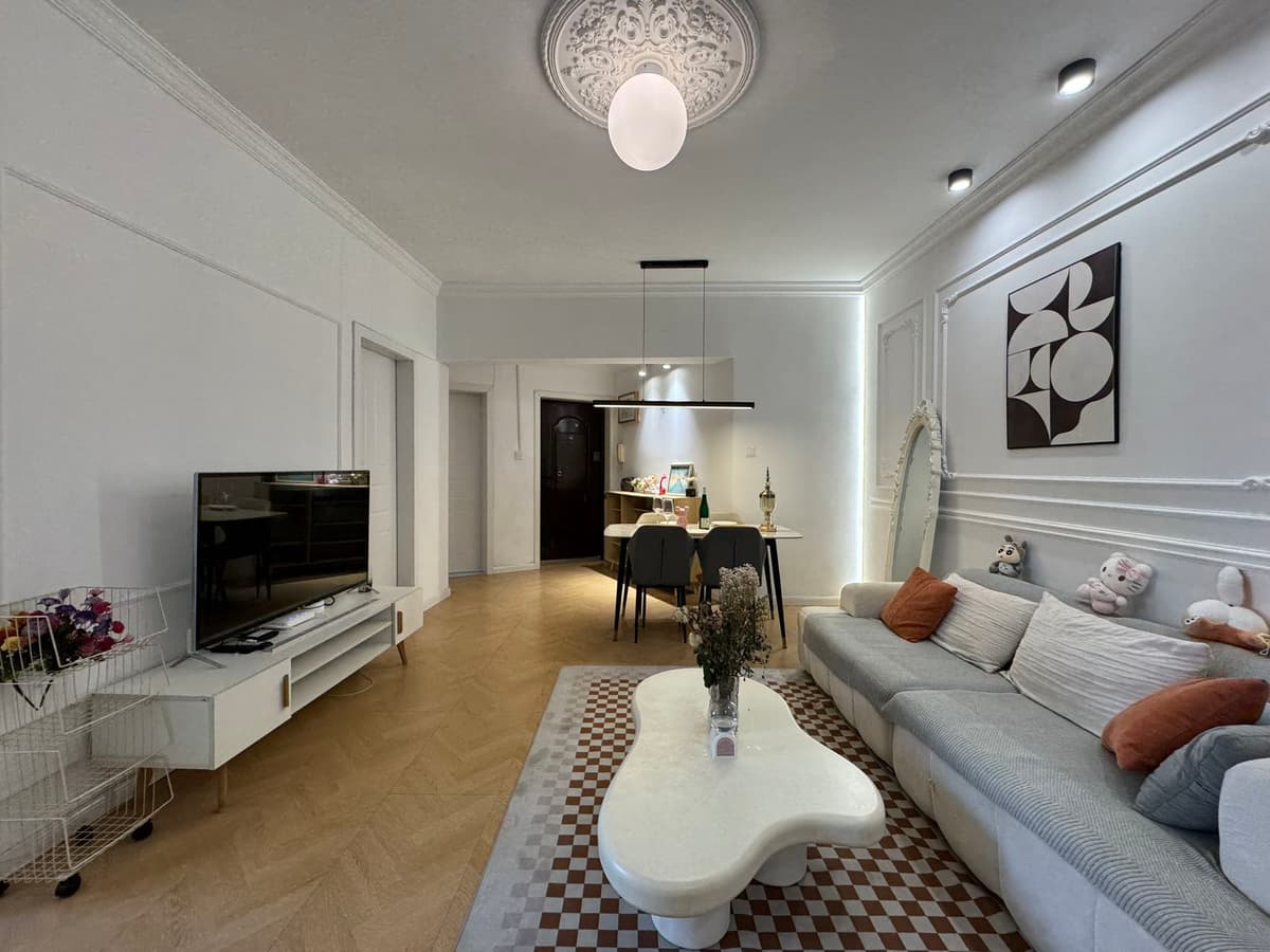 Zhenping Road Station, Decheng Building, 2bds