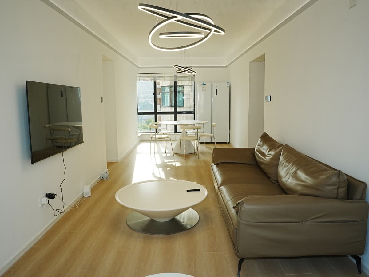 Shaanxi South Road Station, Sifang New City, 2bds