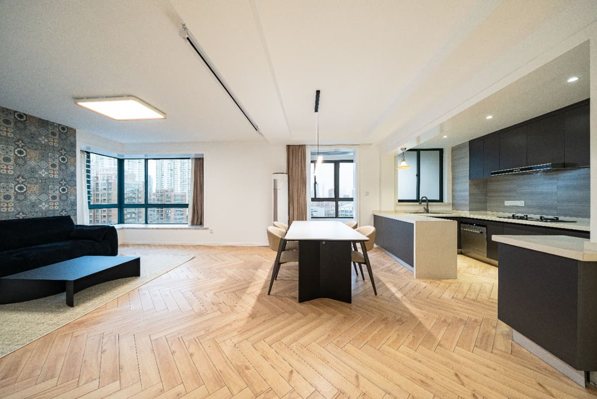 Jiashan Road Station, Ruijia Apartment, 3bds
