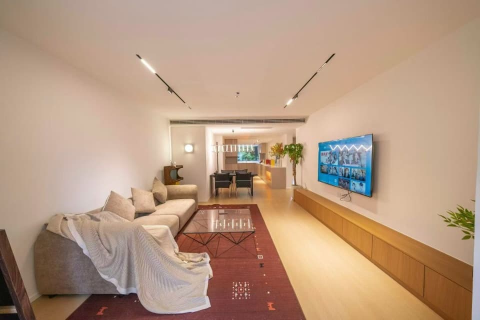 Changfeng Park Station, Fenghua Shuian, 2bds