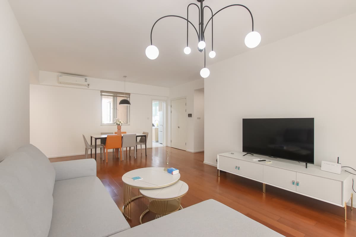 Weininglu Station, Tianshan Riverside Garden, 3bds