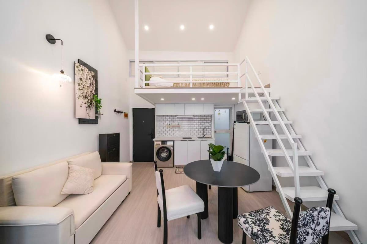 Huaihai Middle Road Station, Lane 169 Changle Road, 1bd