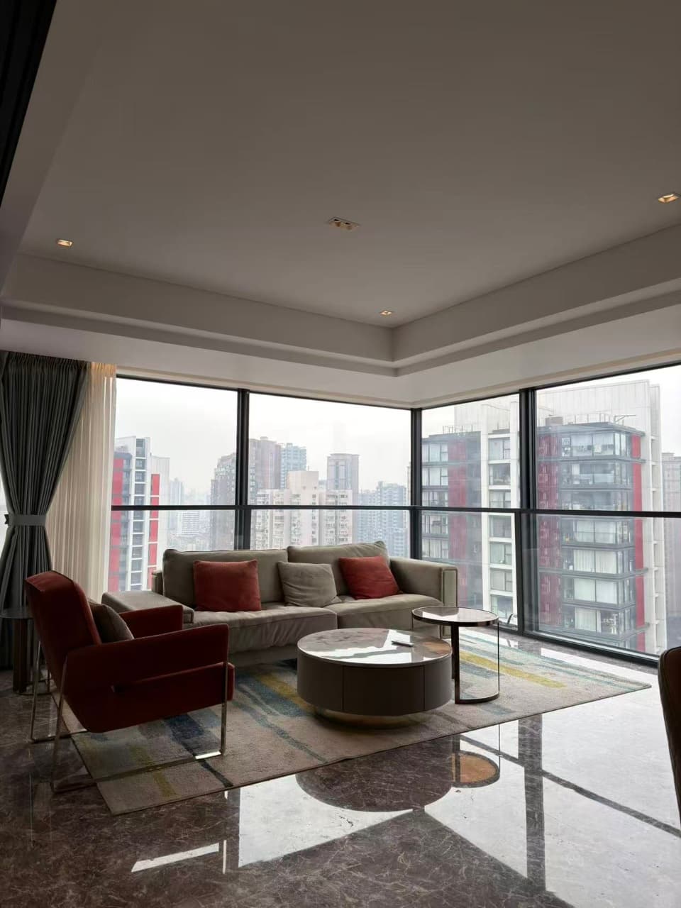 Dongbaoxing Road Station, Zhongxing Road No.1, 2bds