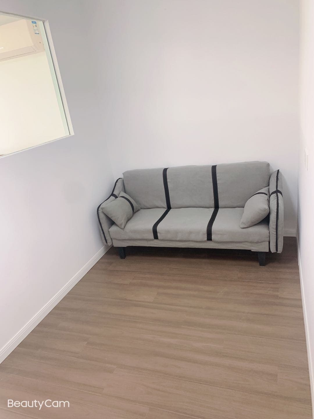 Zhenping Road Station, Lane 95, West Langao Road, 1bd