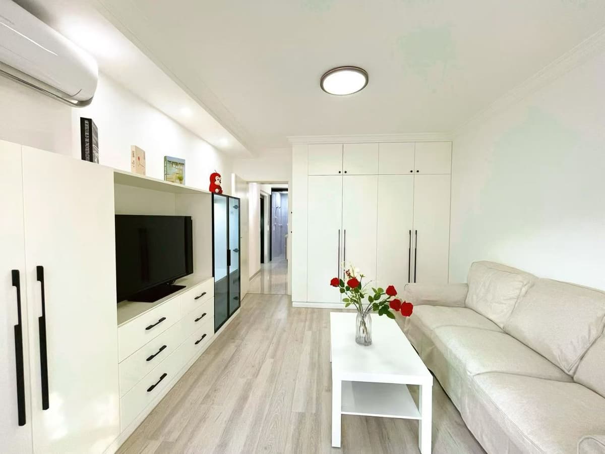 Caoyang Road Station, Wuning Road 74 Lane, 1bd