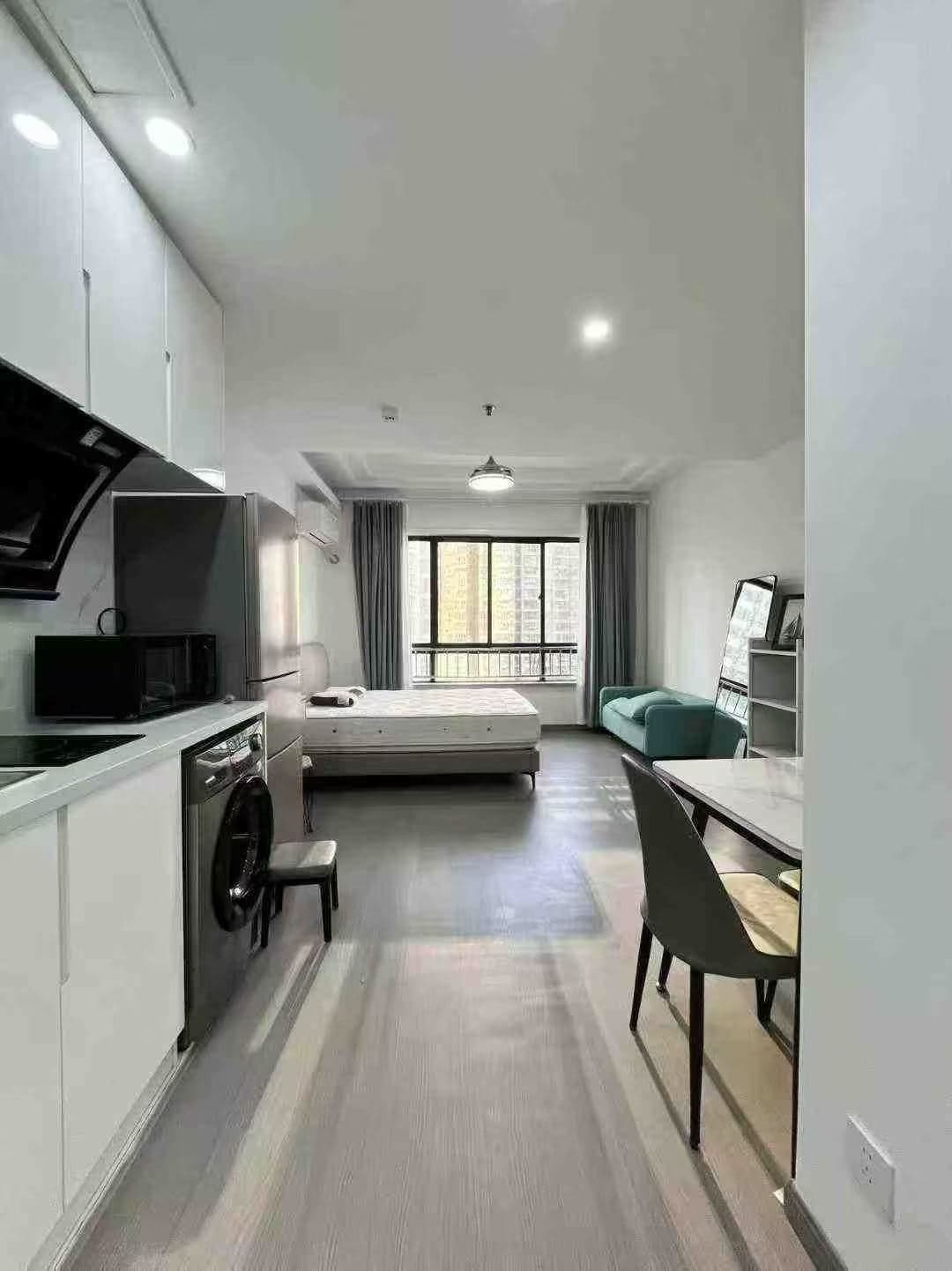 Changshou Road Station, Dazhong Riverside Hotel Apartment, 1bd
