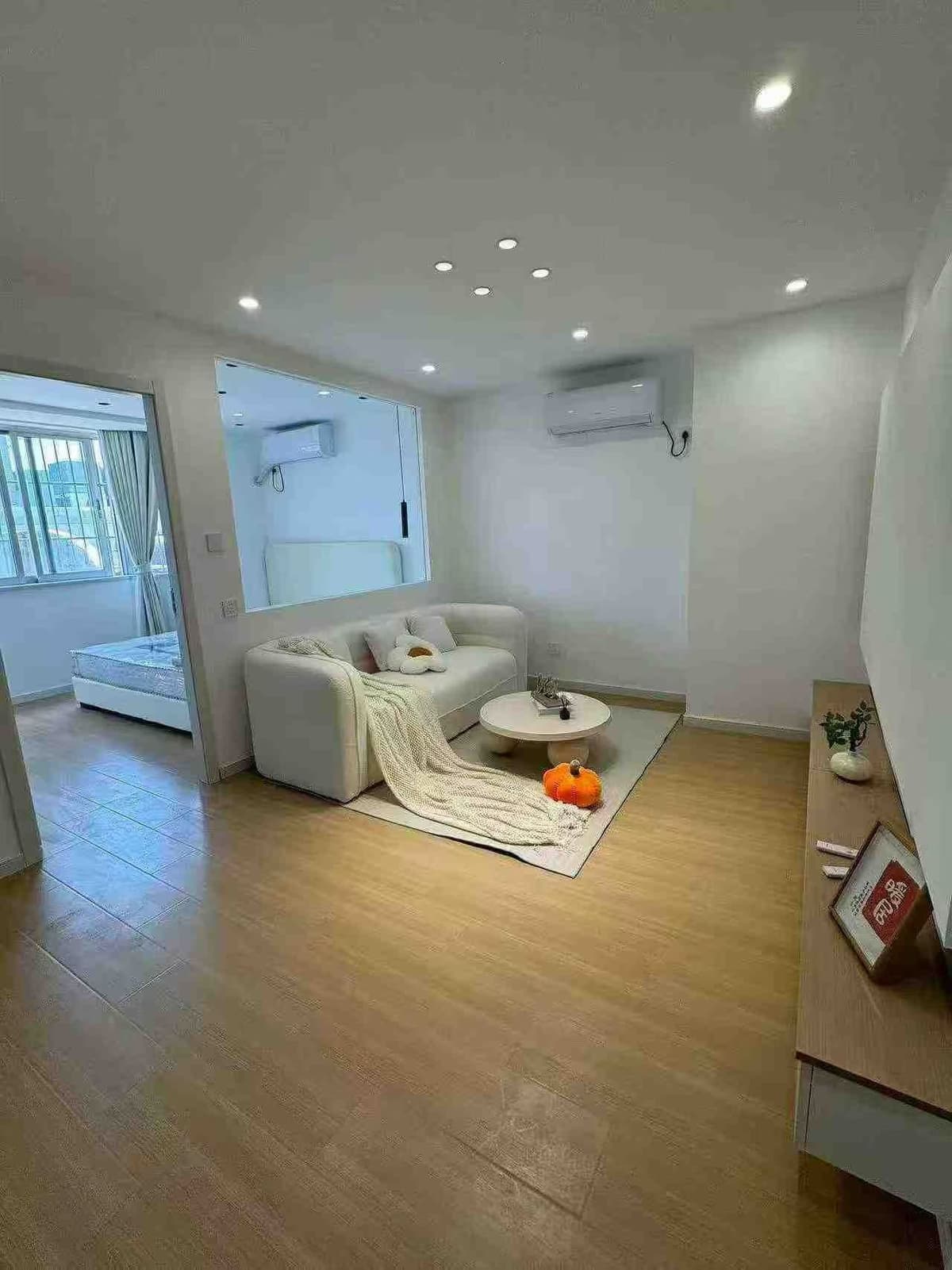 Jiangning Road Station, Furong Building, 1bd