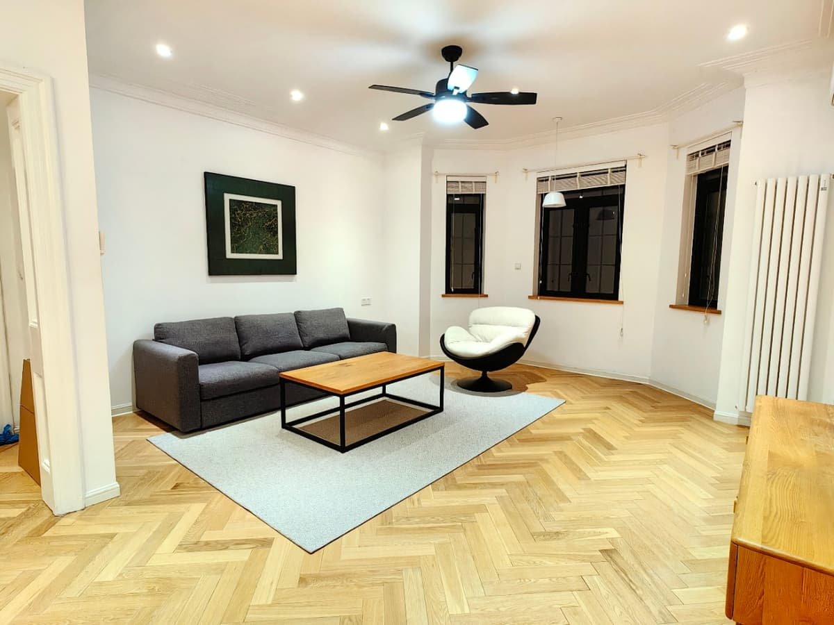 South Shaanxi Road, No.9 Xinle Road, 3bds