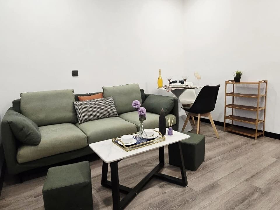 Changping Road, Jing'an Youyi Village, 1bd