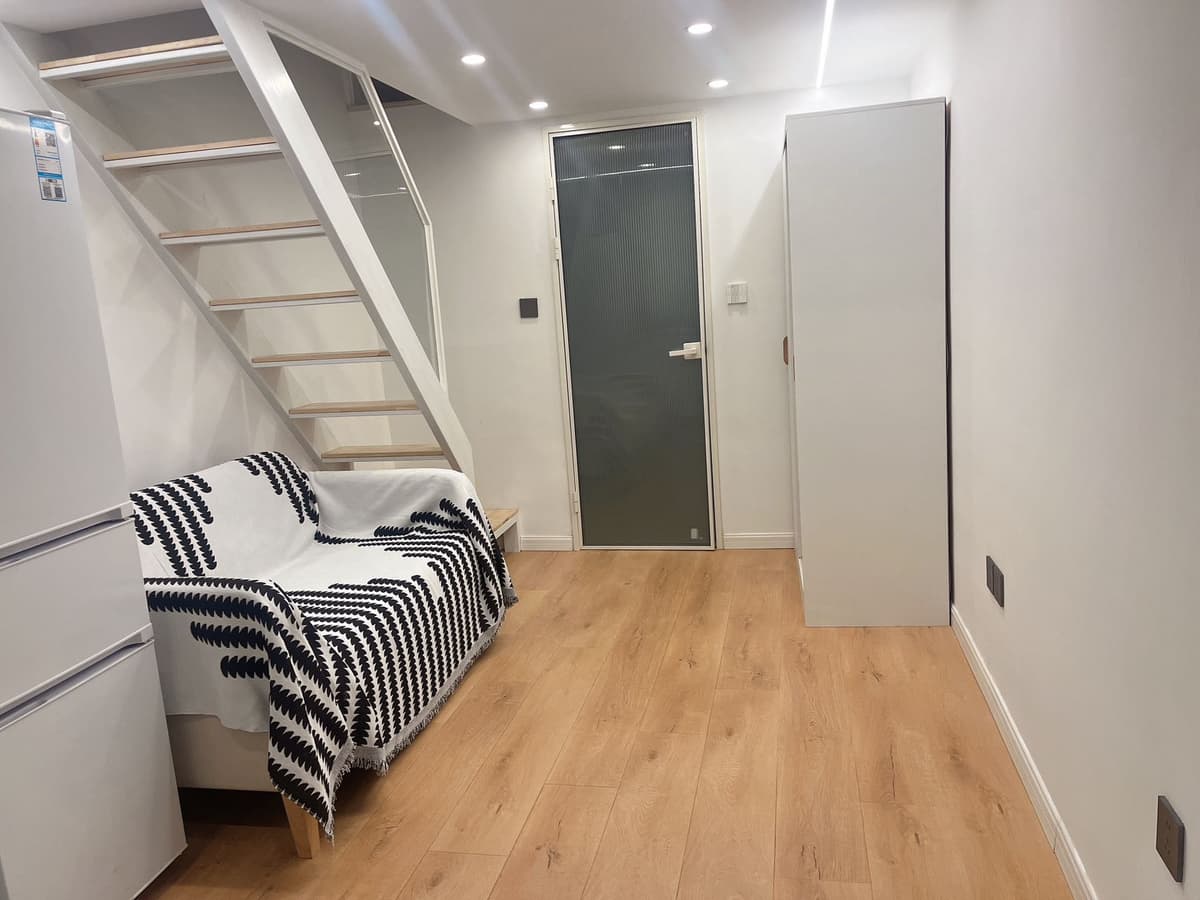 Andingmen Station, Xiejia Hutong, 1bd