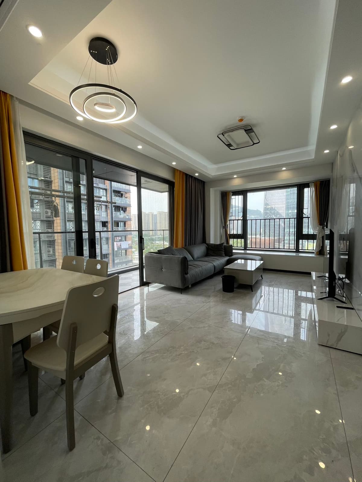 Railway Park Station, Yiwan Mansion, 3bds