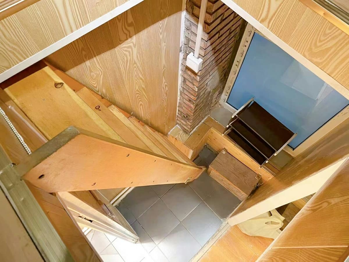 Gulou Street Station, Tieyingbi Hutong, 1bd